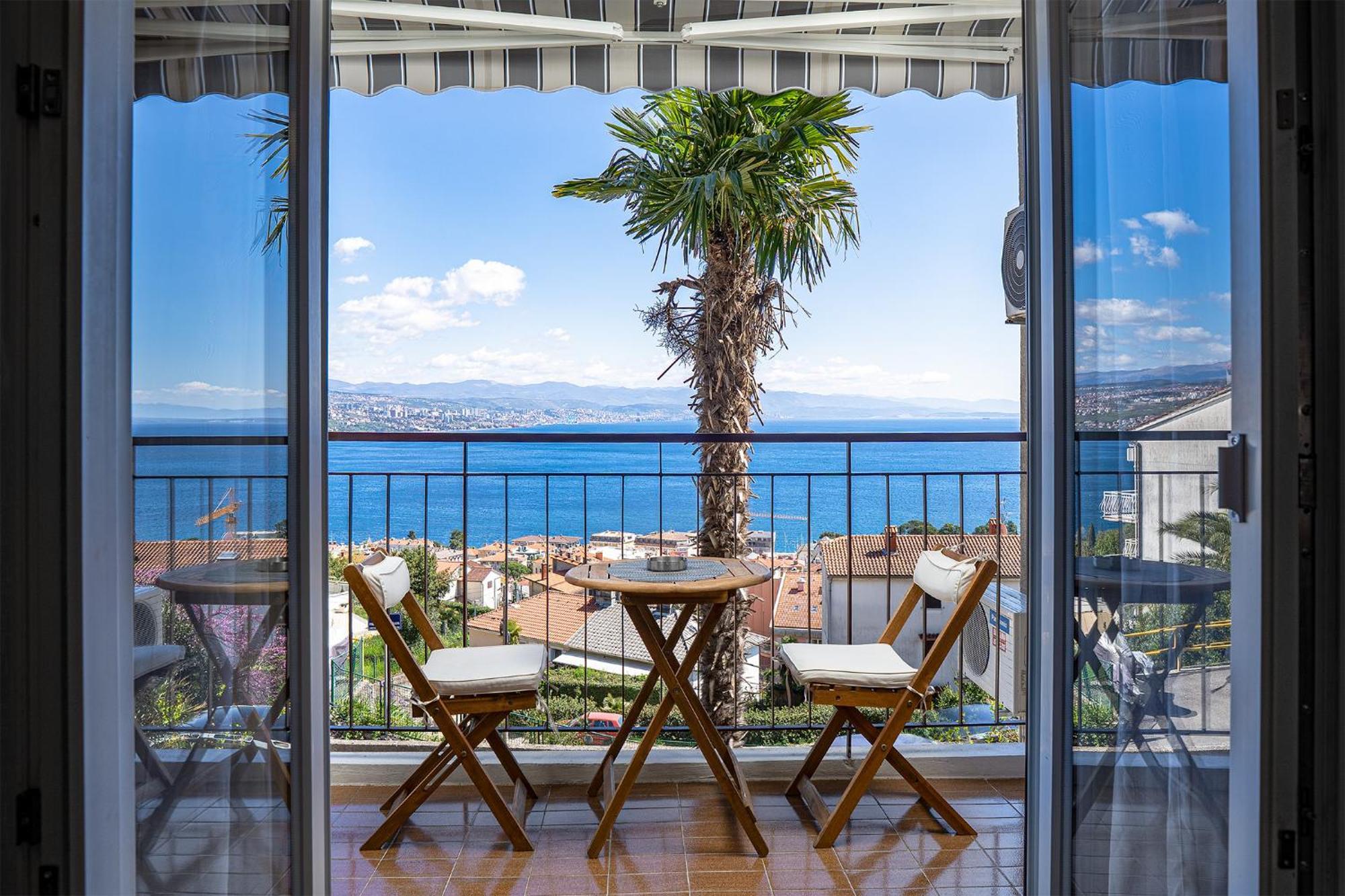Alba Apartment *